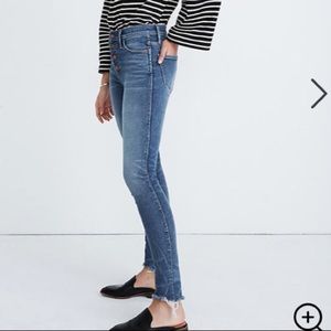 New Madewell 10" High Rise 5-Button Raw Hem Jeans​